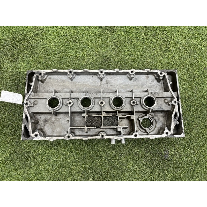 Крышка клапанов (двигатель и элементы) Land Rover Freelander L314 1.8B ldr103270