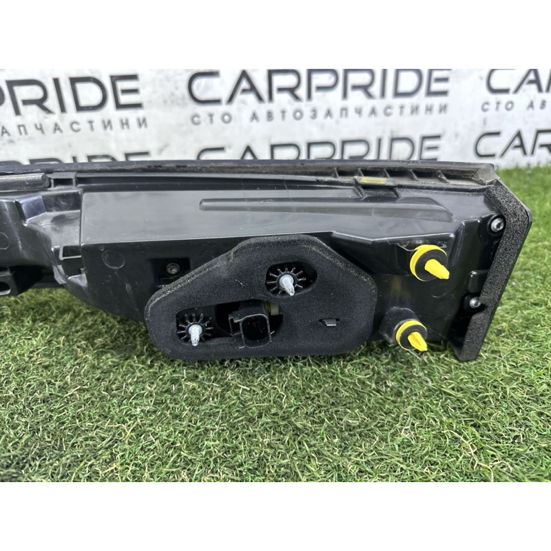 Задний фонарь (оптика) LAND ROVER Range Rover Velar L560 2018 2.0 LR093451