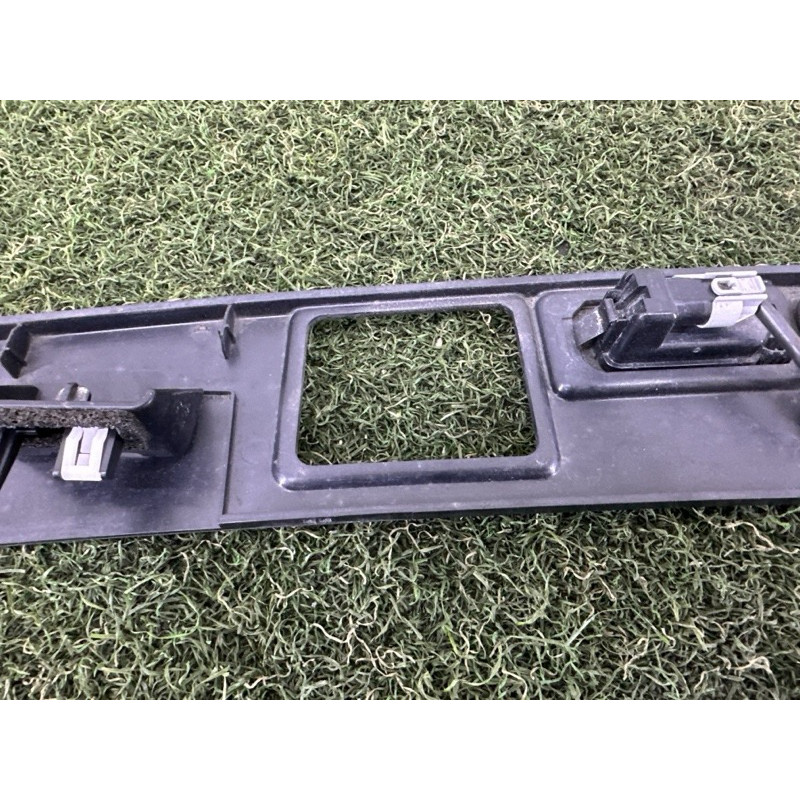 Плафон подсветки номера (оптика) LAND ROVER Range Rover Velar L560 2018 2.0 LR092771