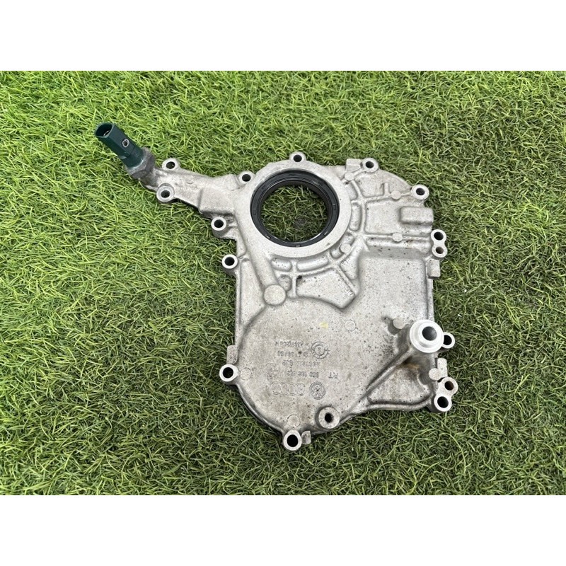 Кришка двигуна (двигун та елементи) AUDI Q7 4L 2011 3.0 CATA 059103150AN