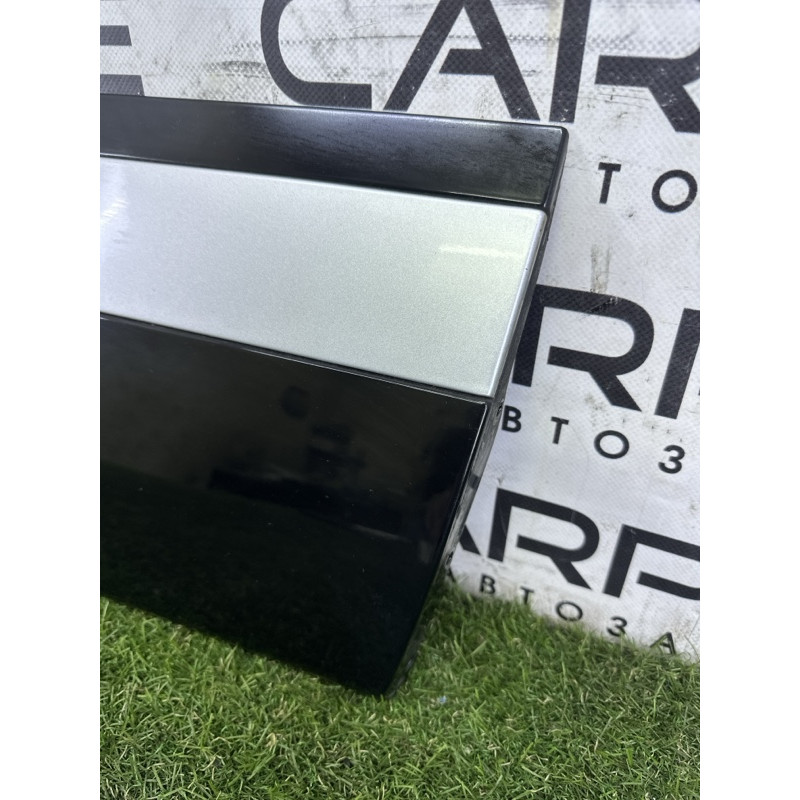 Накладка двері зовнішня (кузов і елементи) LAND ROVER Range Rover Velar L560 2018 2.0 LR107760