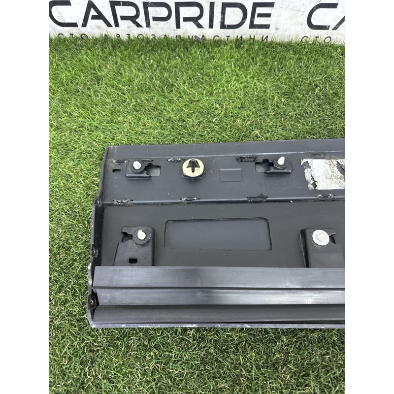 Накладка двері зовнішня (кузов і елементи) LAND ROVER Range Rover Velar L560 2018 2.0 LR107760