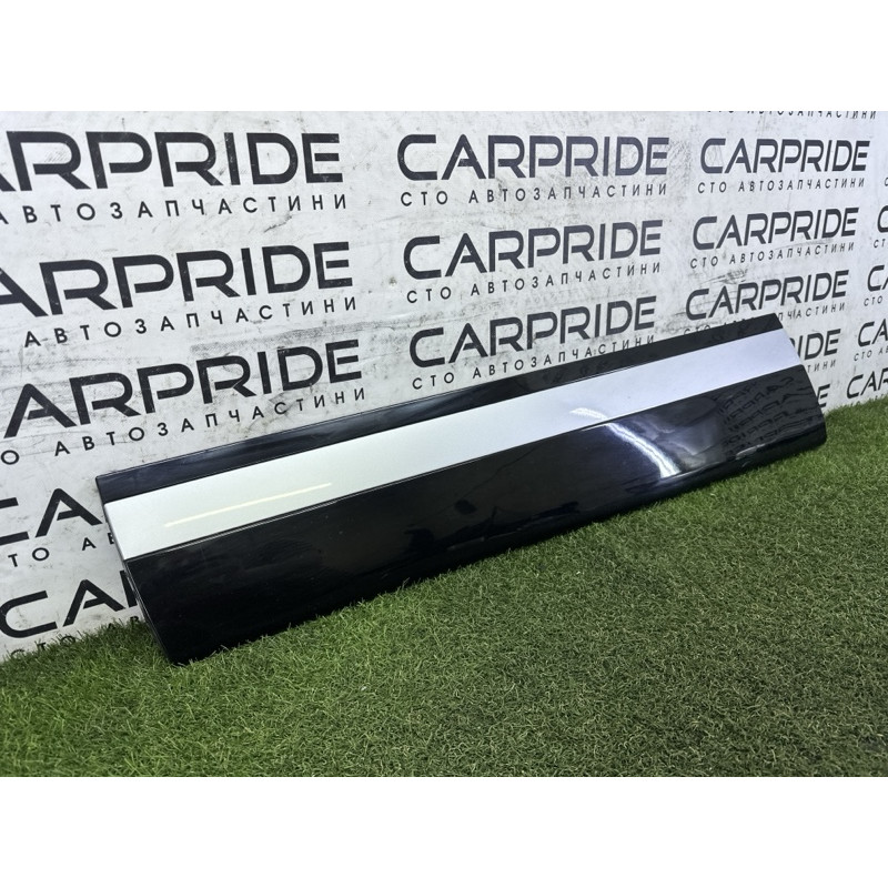 Накладка двери внешняя (кузов и элементы) LAND ROVER Range Rover Velar L560 2018 2.0 LR107754