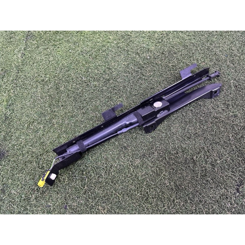 Пиропатрон (airbag / безопасность) AUDI A3 8V 2015 1.8 5G4857619