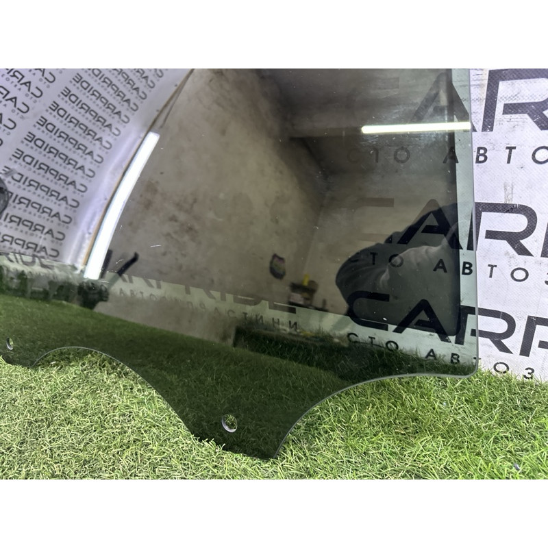 Скло (кузов і елементи) LAND ROVER Range Rover Velar L560 2018 2.0 LR093211