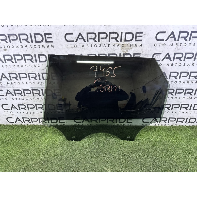 Стекло (кузов и элементы) LAND ROVER Range Rover Velar L560 2018 2.0 LR093213