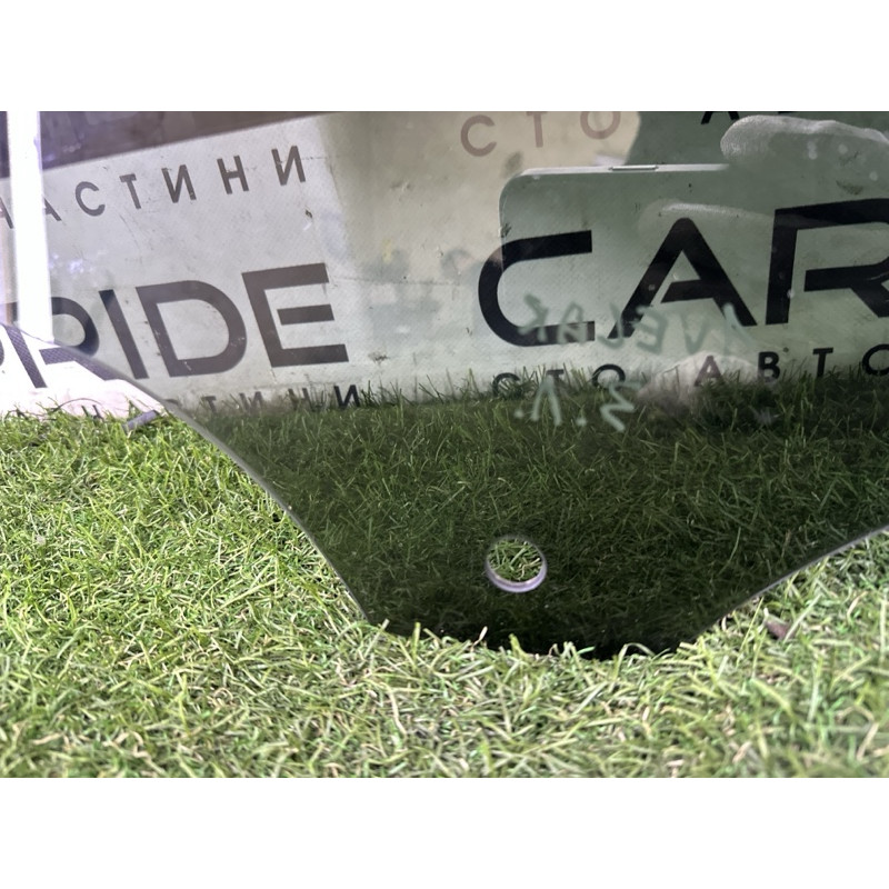 Стекло (кузов и элементы) LAND ROVER Range Rover Velar L560 2018 2.0 LR093213
