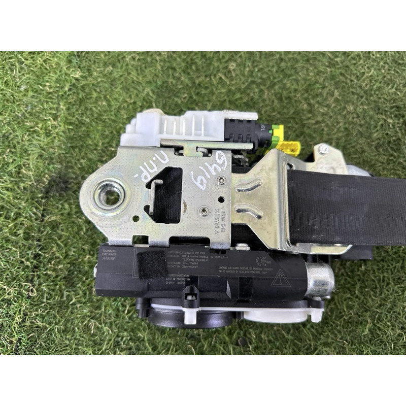 Ремень безопасности (airbag / безопасность) AUDI A3 8V 2015 1.8 8V5857706HV04
