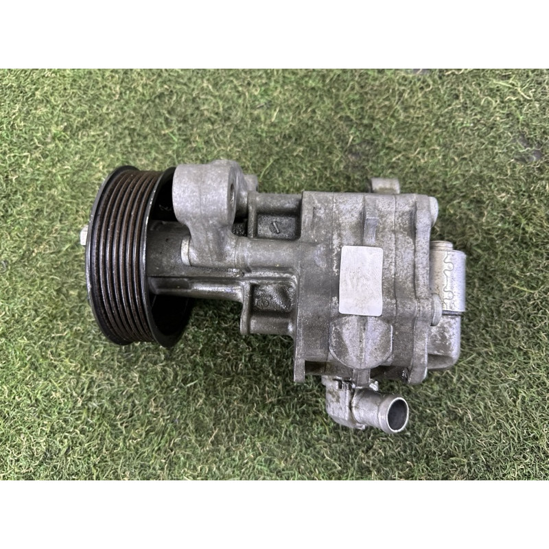 Насос гідропідсилювача керма (рульове керування) BMW X5 E70 2012 4.4 32416796457