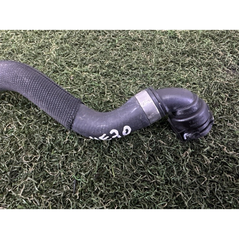 Шланг (система охолодження) BMW X5 E70 2012 4.4 17127576370
