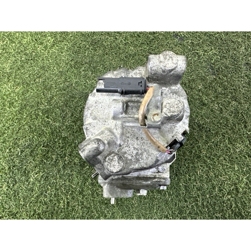 Компрессор кондиционера (отопление и кондиционирование) BMW X5 E70 2012 4.4 64509192317