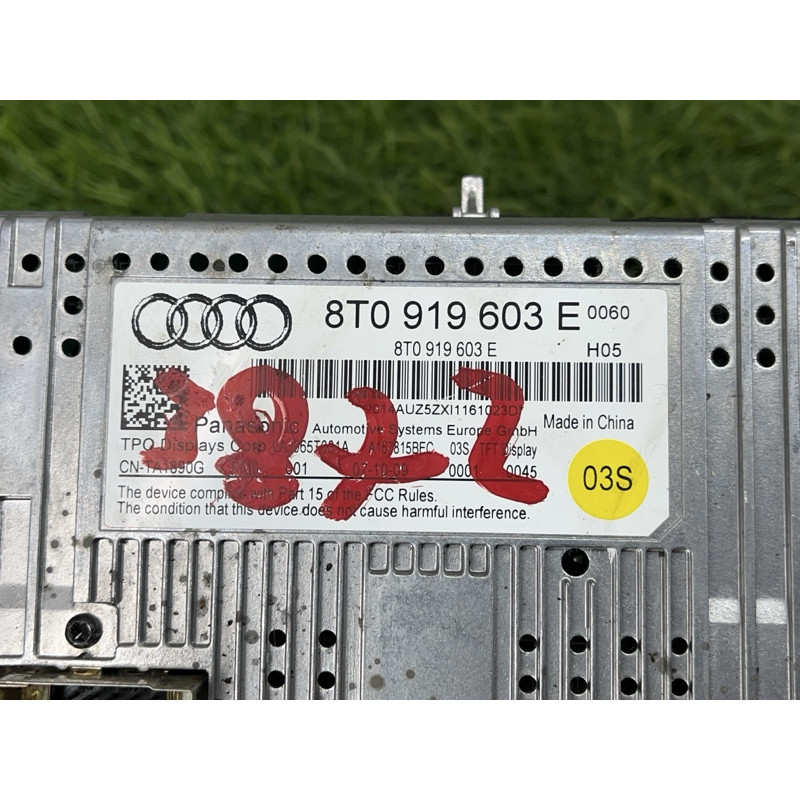 Монитор (электрика) AUDI A4 B8 2010 2.0 CAEB 8T0057603E