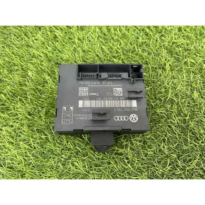 Блок управління дверима (електрика / блоки управління) AUDI Q5 8R 2012 3.2 8K0959795F