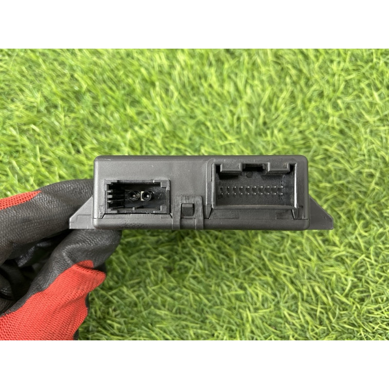 Блок Gateway (електрика / блоки управління) AUDI Q5 8R 2012 3.2 8T0907468AD