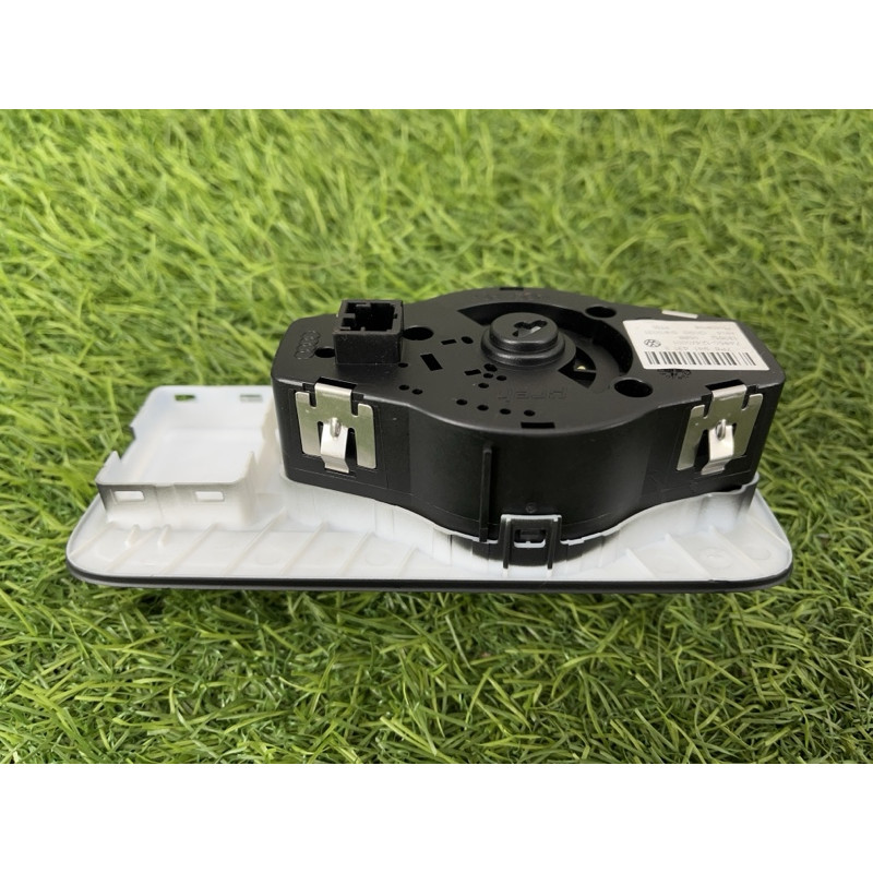 Переключатель света (электрика) Volkswagen Touareg NF 2013 3.0 Hybrid 7P6941431E