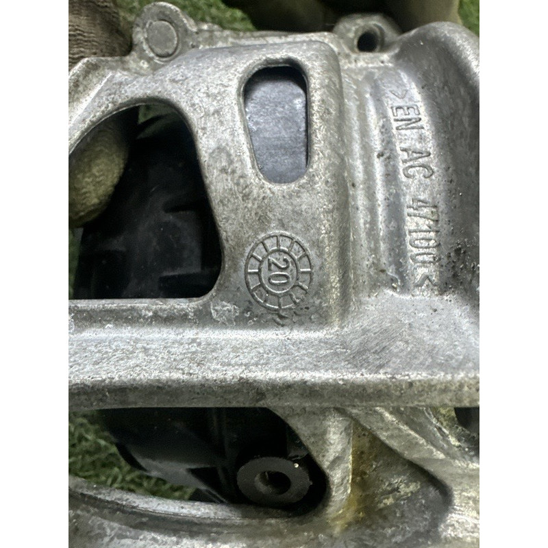 Подушка двигуна (двигун та елементи) AUDI A4 B9 2017 2.0 TFSI DBPA 8W0199372CN