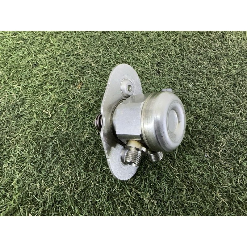 ТНВД (топливная система) BMW X3 F25 2013 2.0 13518604229
