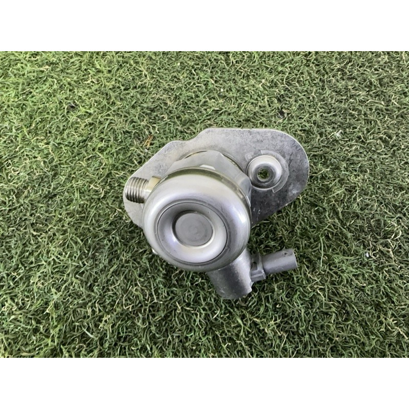 ТНВД (топливная система) BMW X3 F25 2013 2.0 13518604229