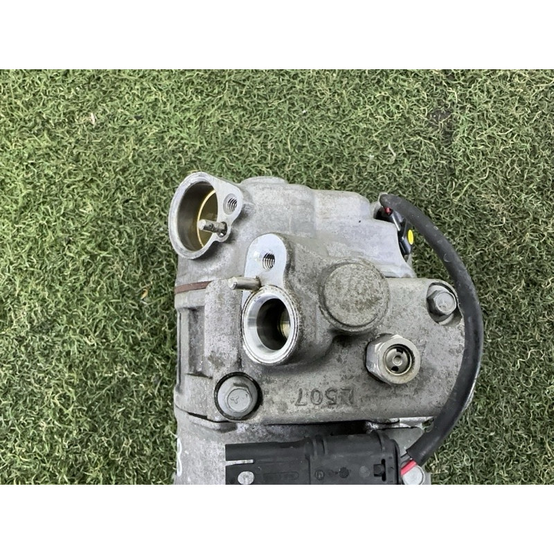 Компрессор кондиционера (отопление и кондиционирование) BMW X3 F25 2013 2.0 64506805025