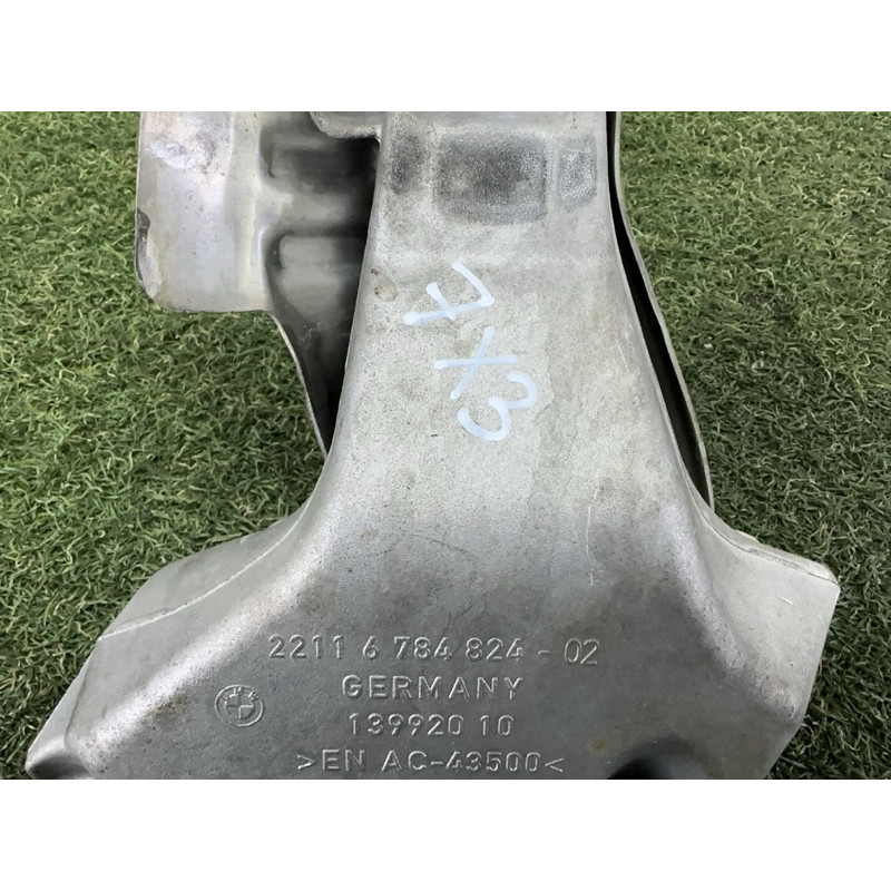 Кронштейн подушки двигателя (кронштейны двигателя) BMW X3 F25 2013 2.0 22116784824
