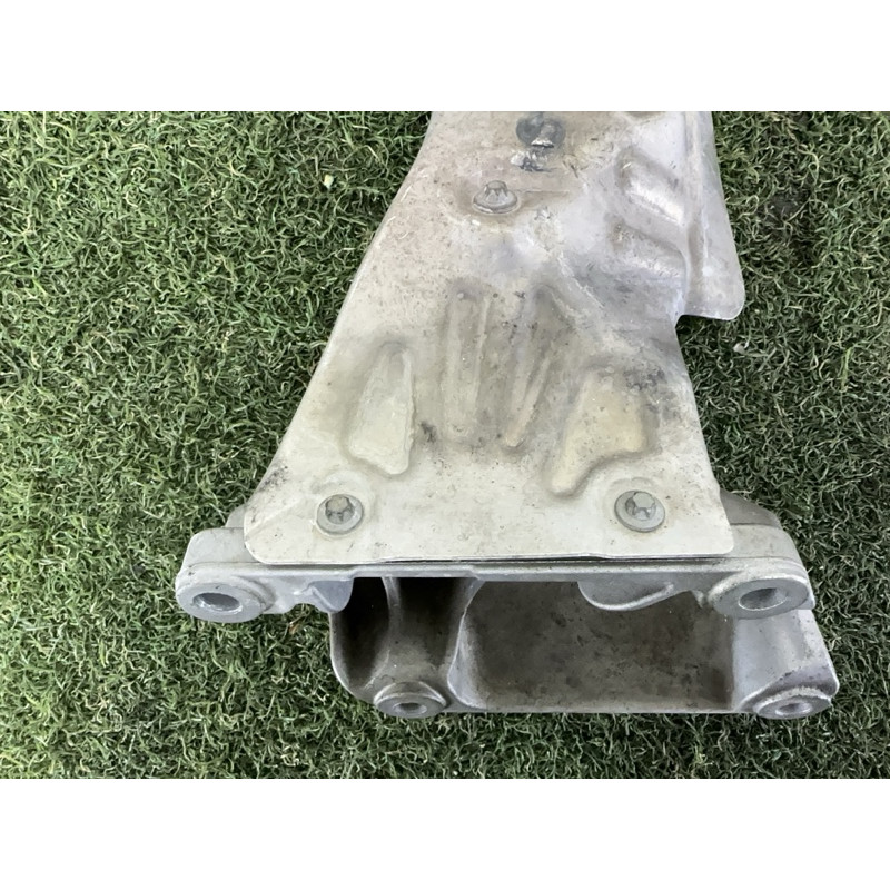 Кронштейн подушки двигателя (кронштейны двигателя) BMW X3 F25 2013 2.0 22116784824
