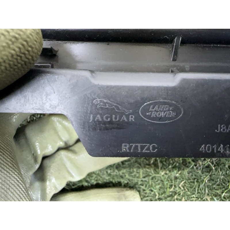 Повітрозабірник (подача палива) LAND ROVER Range Rover Velar L560 2018 2.0 LR094005