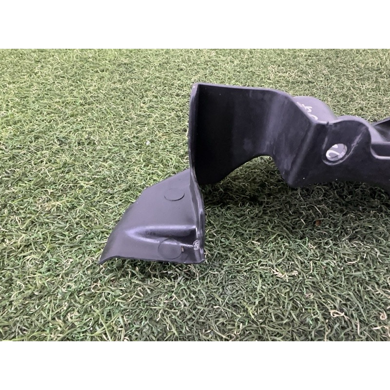 Повітропровід радіатора (кузов и элементы) LAND ROVER Range Rover L405 2014 5.0 LR033400