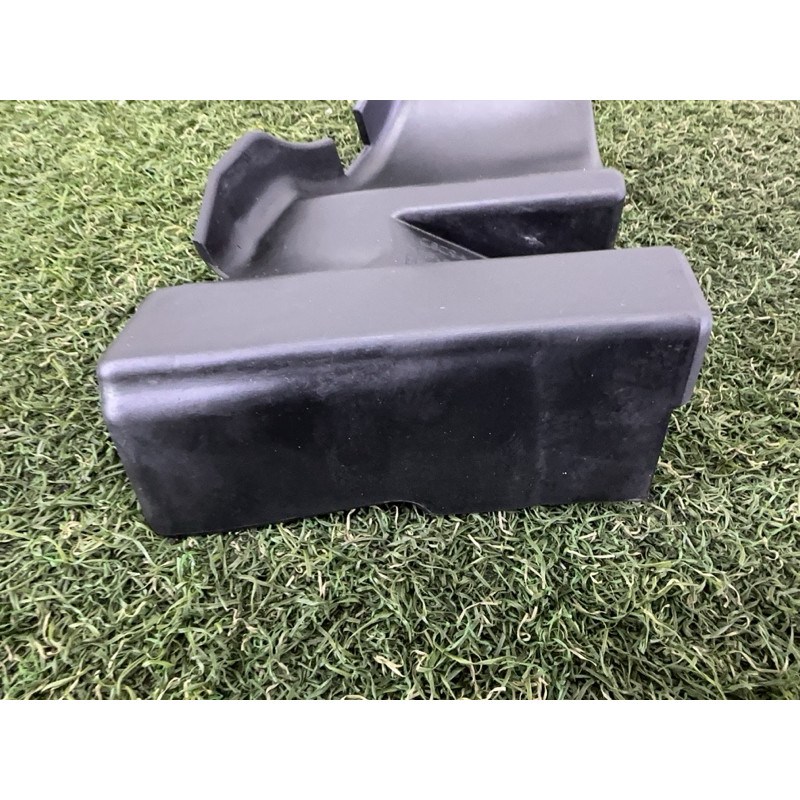 Повітропровід радіатора (кузов и элементы) LAND ROVER Range Rover L405 2014 5.0 LR033400
