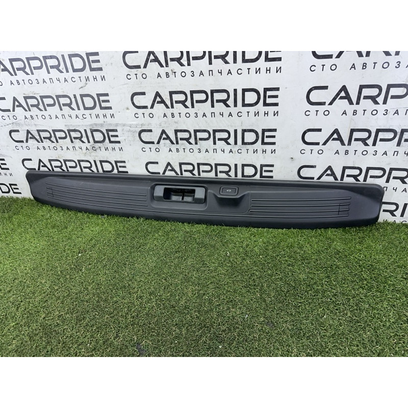 Обшивка кришки багажника (салон) LAND ROVER Range Rover L405 2014 5.0 LR038140