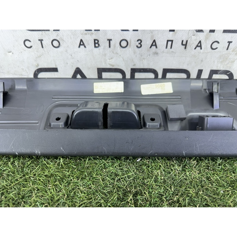 Обшивка кришки багажника (салон) LAND ROVER Range Rover L405 2014 5.0 LR038140