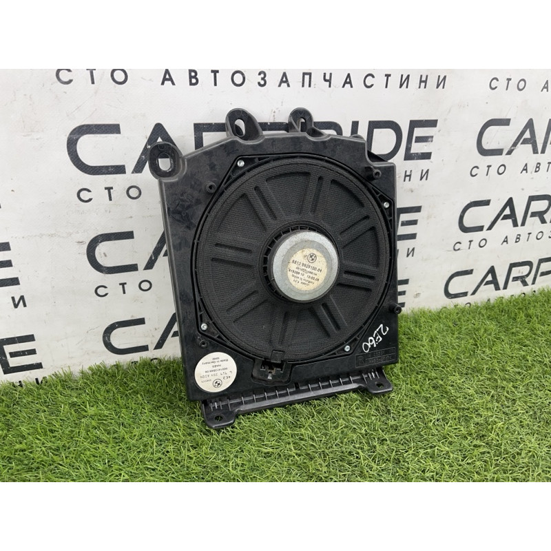 Сабвуфер (електрика) BMW 5-series E60 2004 M54B22 65136919354