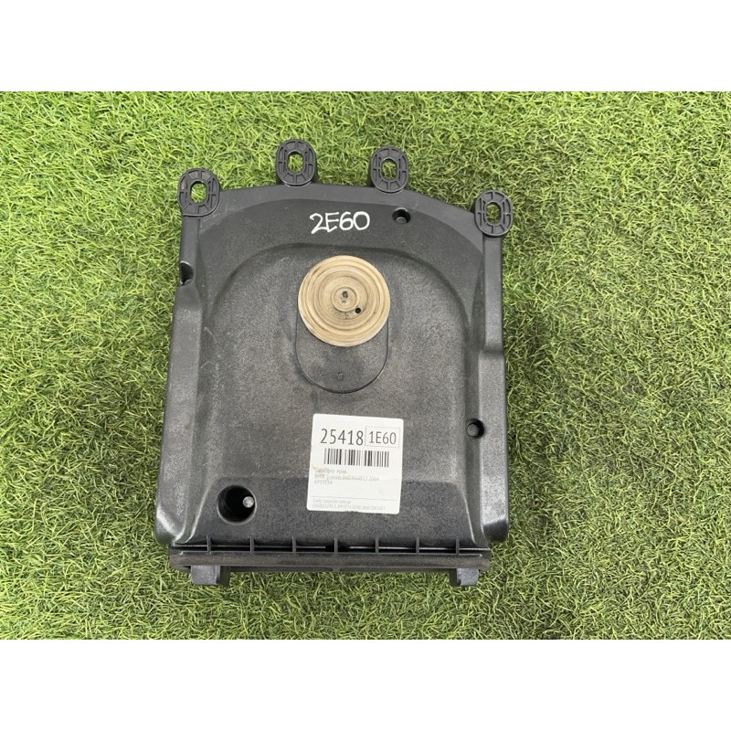 Сабвуфер (електрика) BMW 5-series E60 2004 M54B22 65136919354