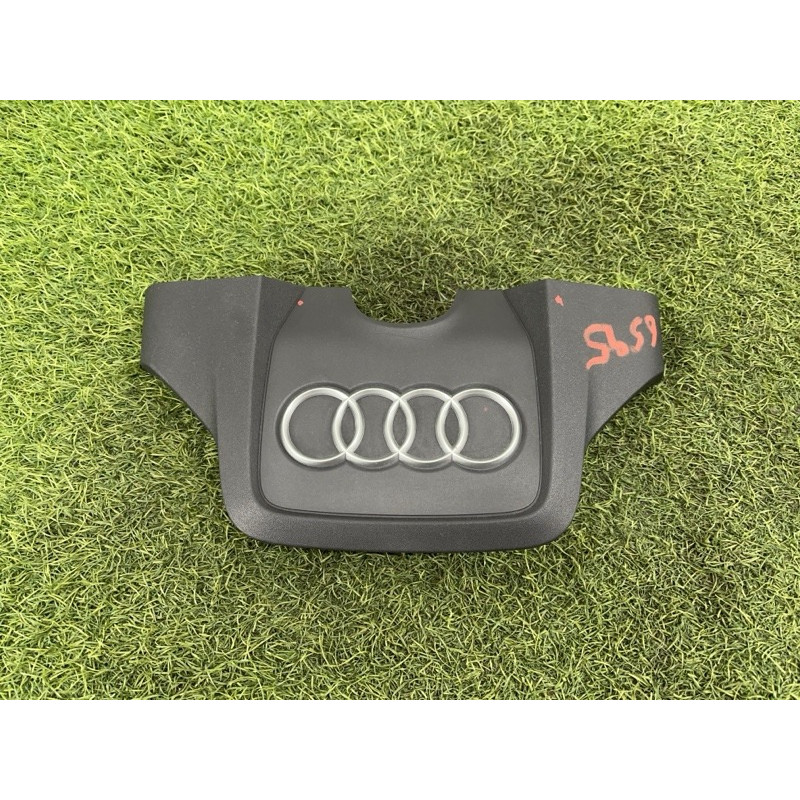 Декоративна кришка двигуна (двигун та елементи) AUDI Q7 4L 2011 3.0 TFSi CJWB 06E103926N