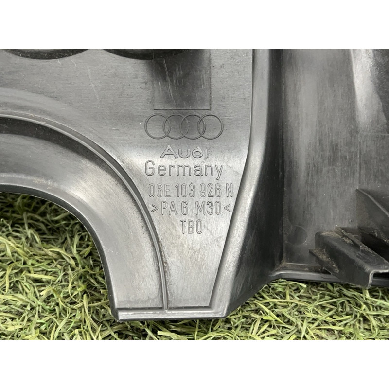 Декоративна кришка двигуна (двигун та елементи) AUDI Q7 4L 2011 3.0 TFSi CJWB 06E103926N