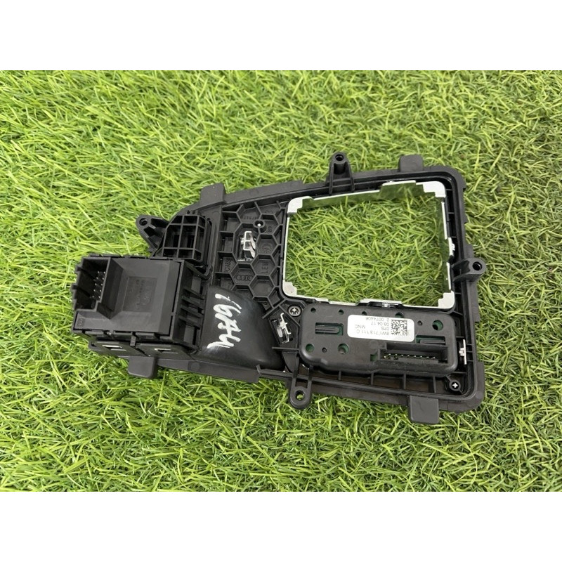 Рамка АКПП (салон) AUDI A4 B9 2017 2.0 TFSI 8W1713111CMNC