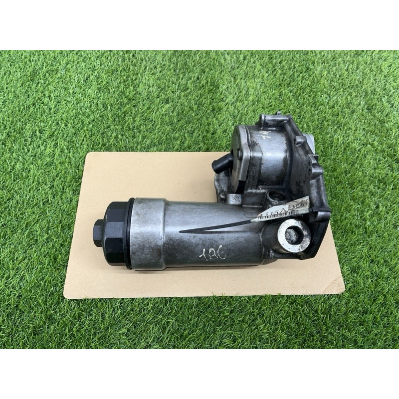Корпус масляного фільтра (двигун та елементи) AUDI A6 C5 2001 2.5 AKE 059115405E